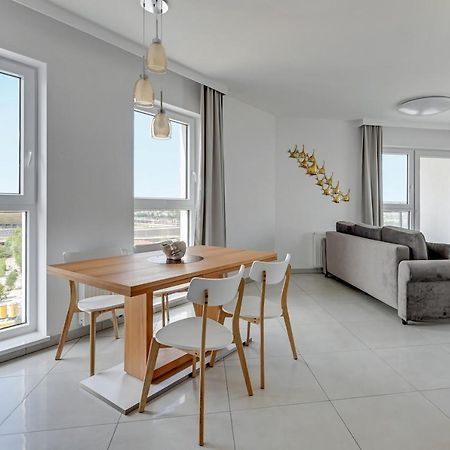 Sea View Letnica Tower & Sea View By Downtown Apartments Gdansk Dış mekan fotoğraf